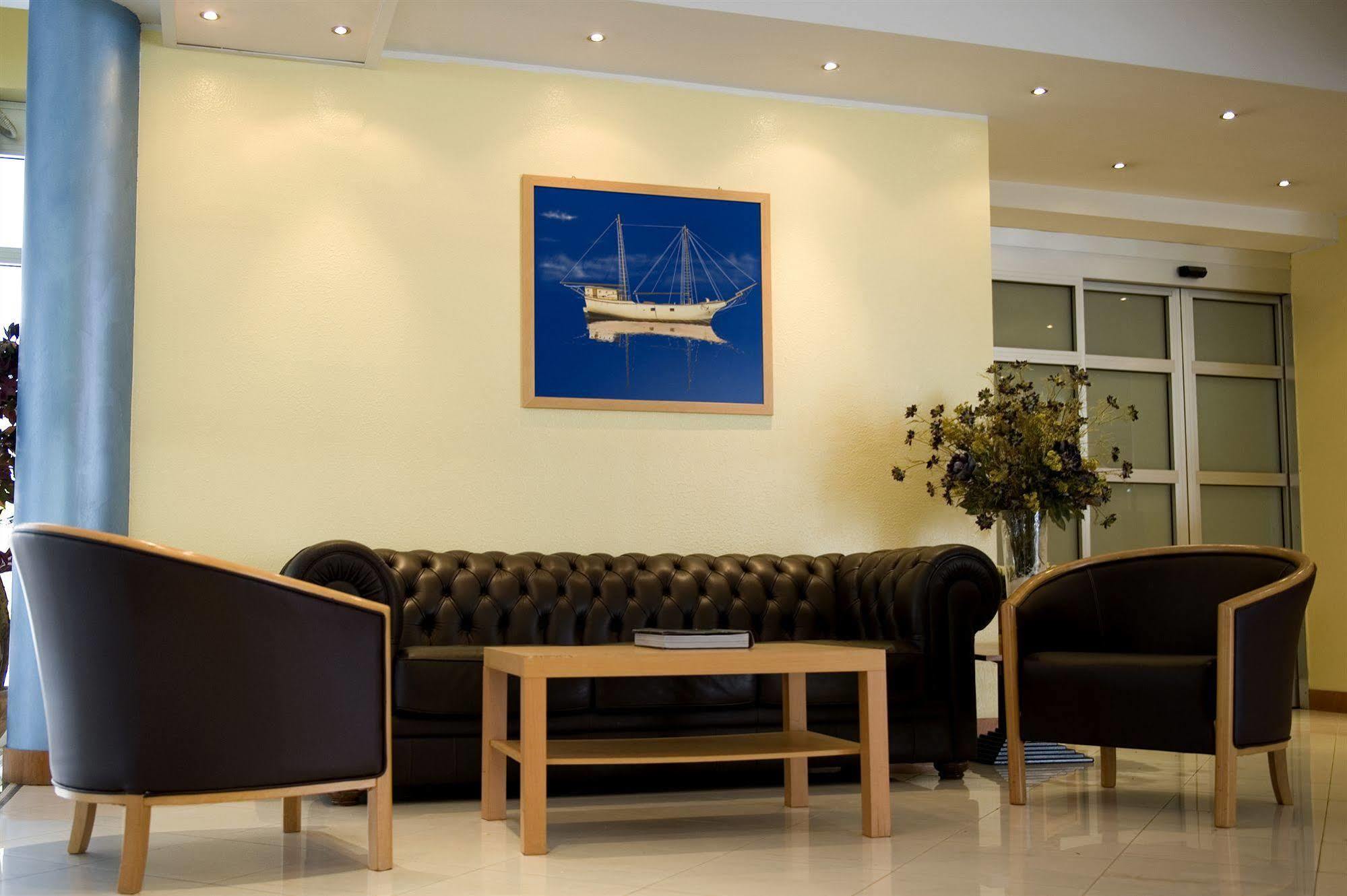 Albergo Mediterraneo Terracina Esterno foto