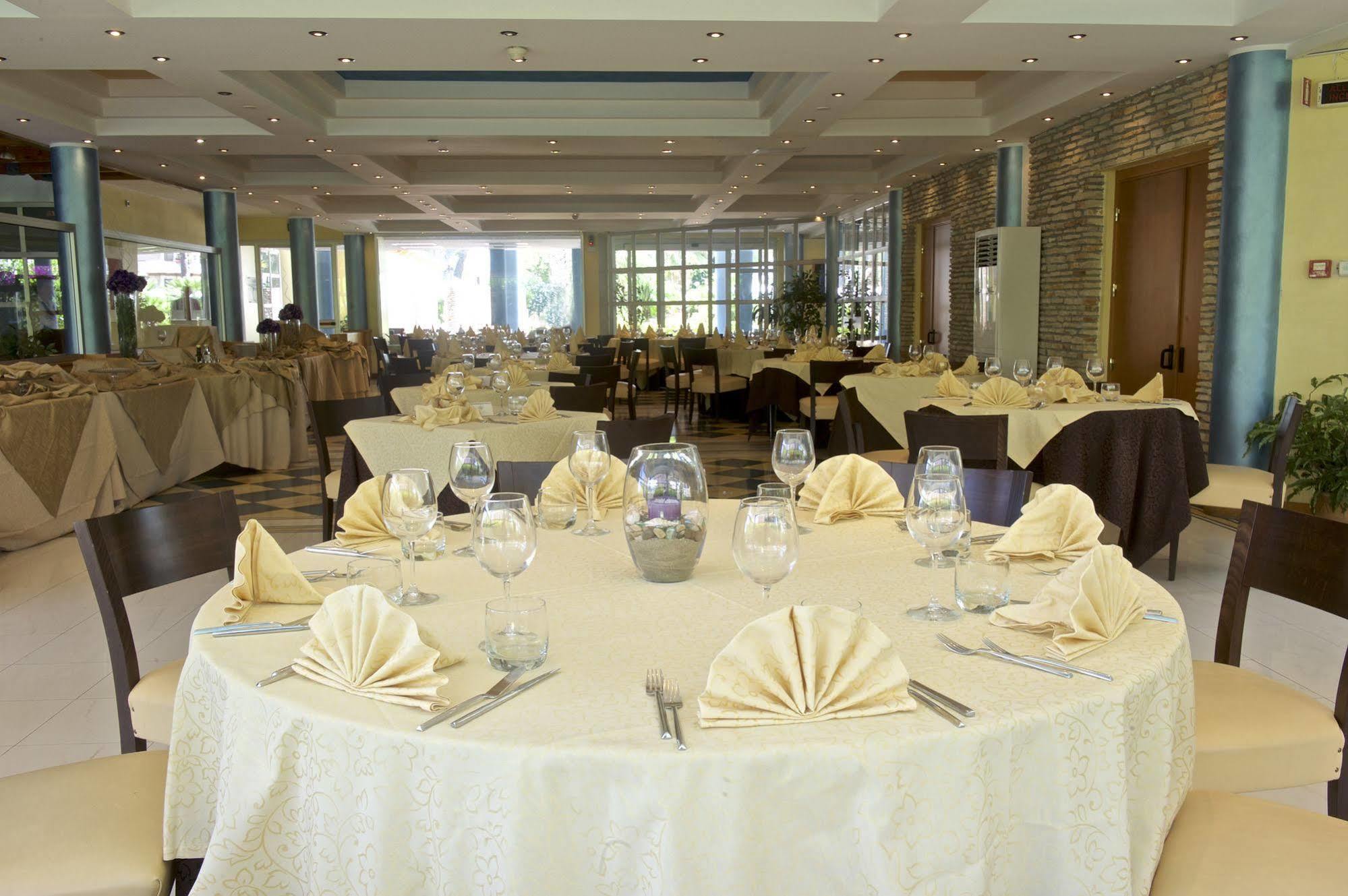 Albergo Mediterraneo Terracina Esterno foto