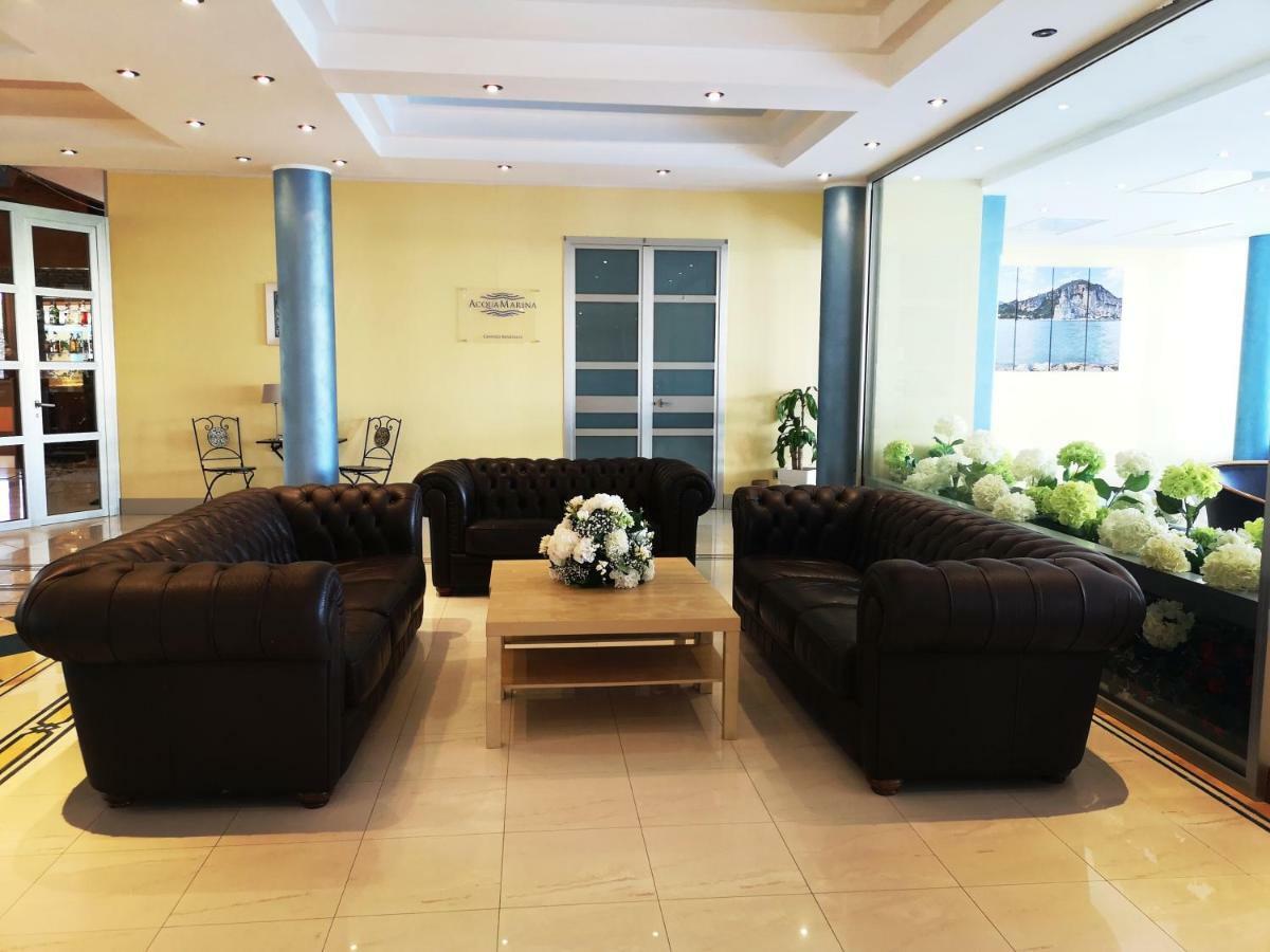 Albergo Mediterraneo Terracina Esterno foto