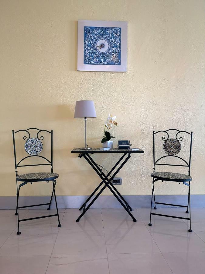 Albergo Mediterraneo Terracina Esterno foto